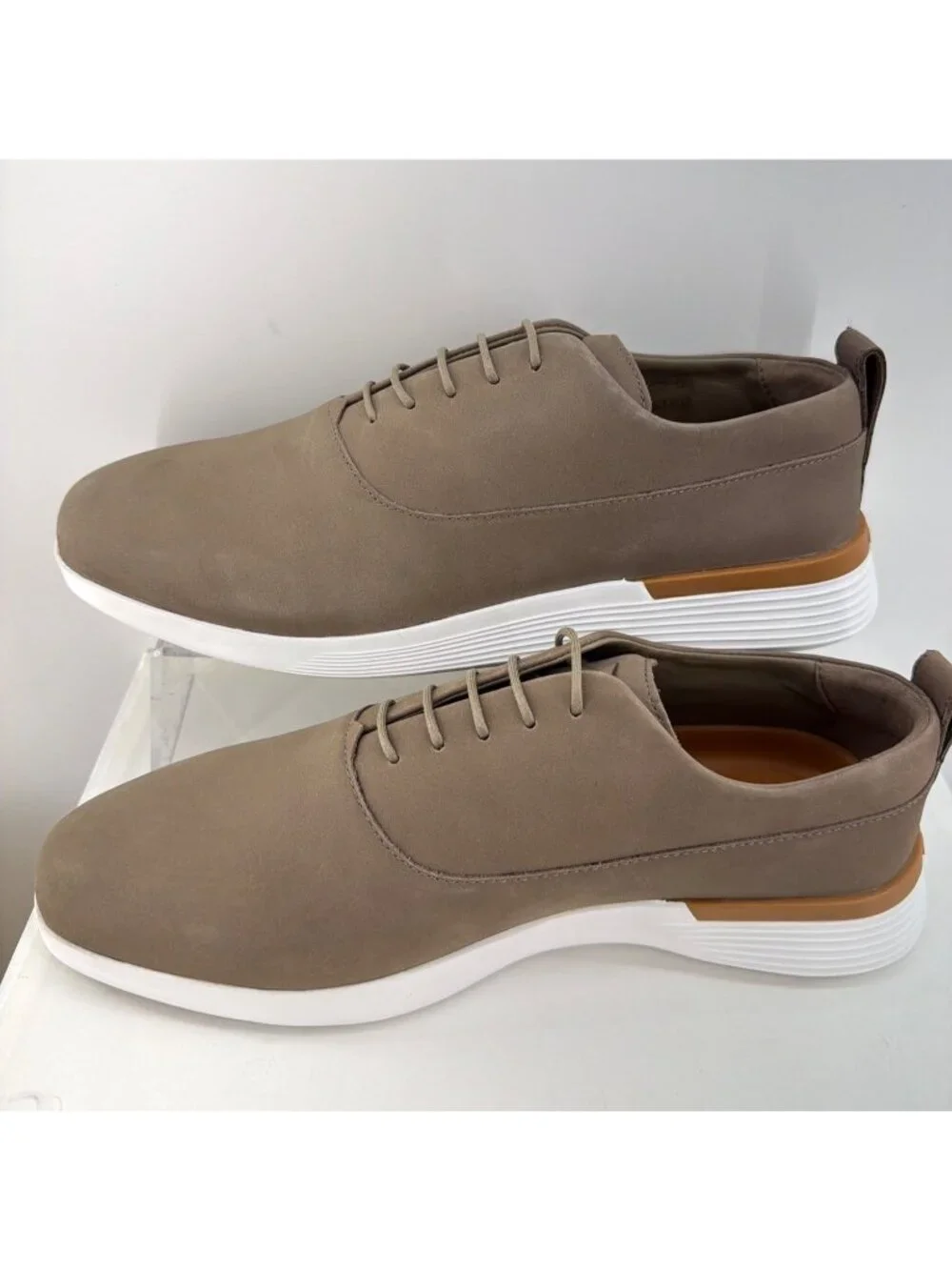 Wolf and Shepherd Crossover Longwing Sporty Men Shoes Desert White Nubuck Sz 9.5